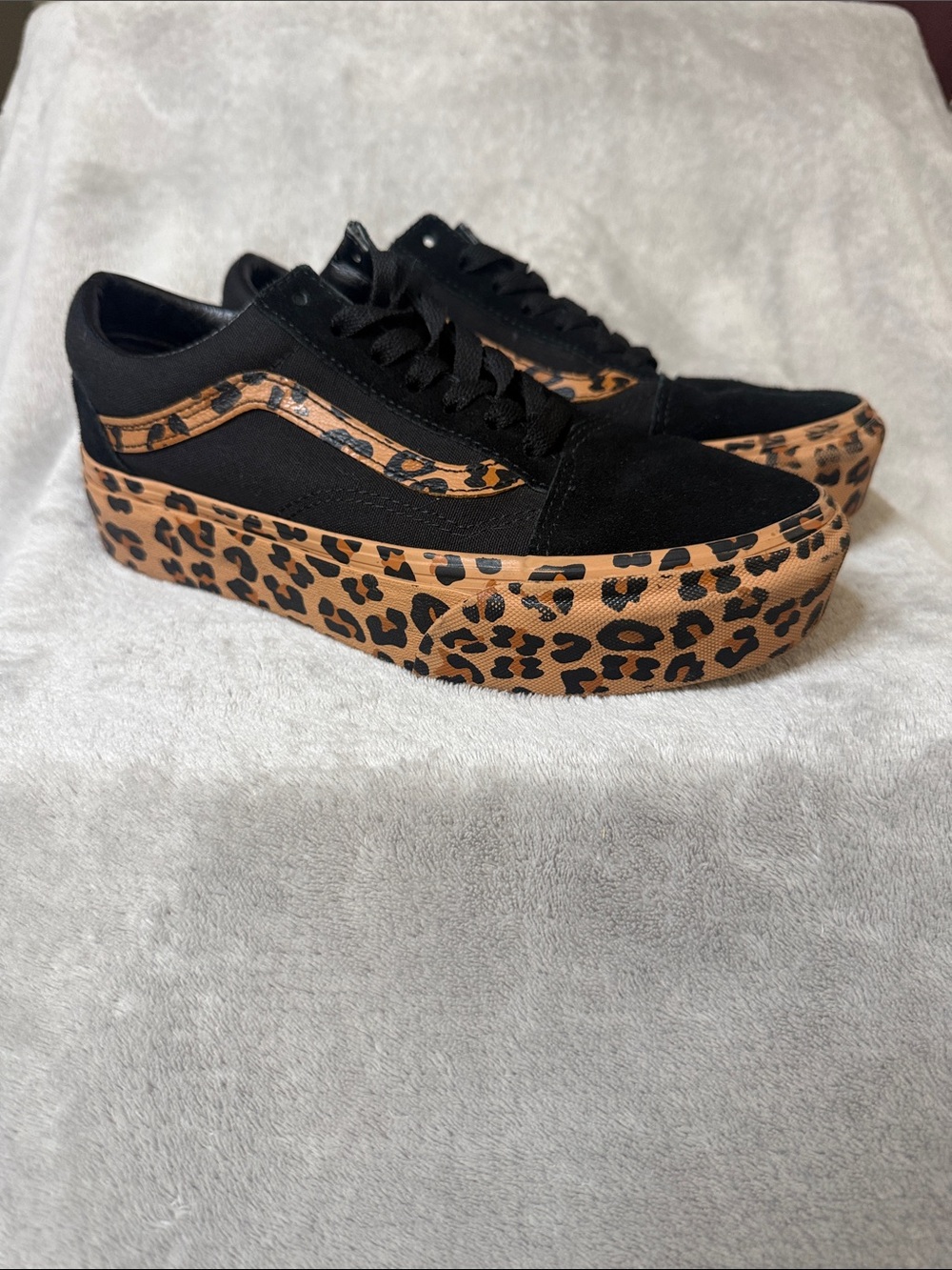 Vans Black Low-Top Platform Sneakers with Leopard-Print